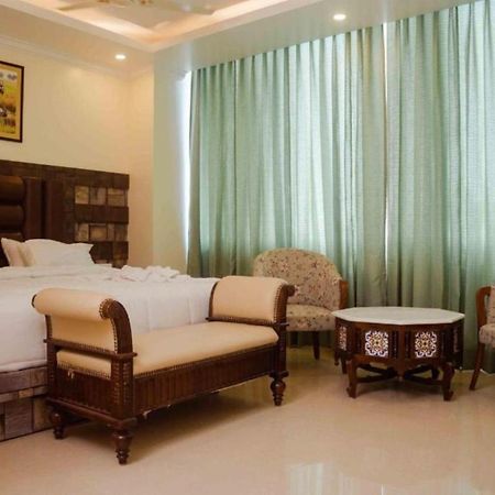 Hotel Grand Lotus Dimāpur Eksteriør bilde
