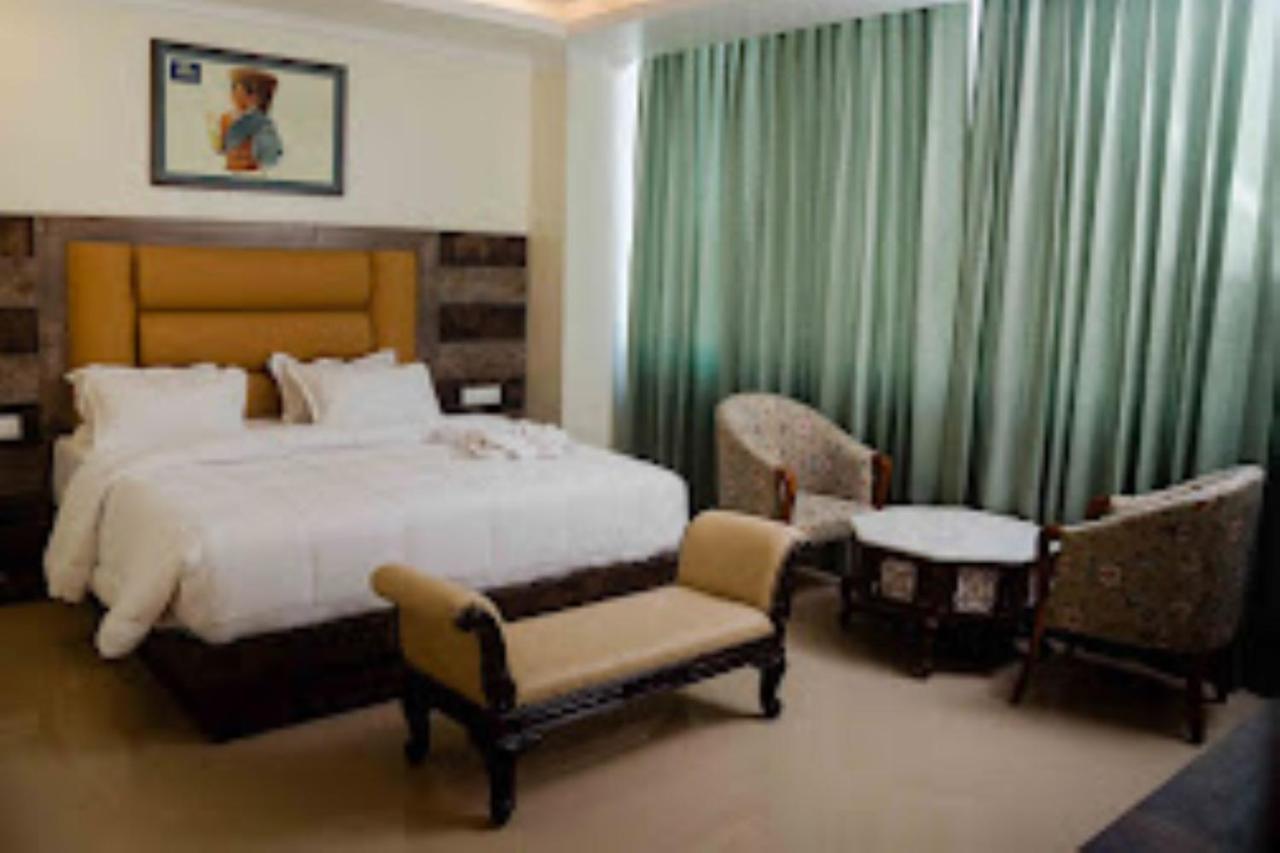 Hotel Grand Lotus Dimāpur Eksteriør bilde